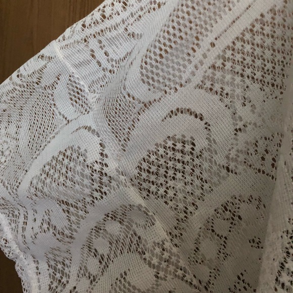 Charlotte Russe All Lace Cardigan - Picture 4 of 4